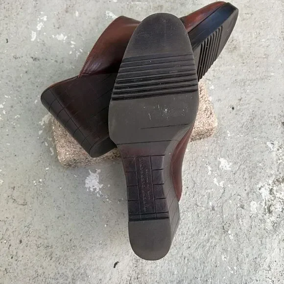 Robert Clergerie leather mules